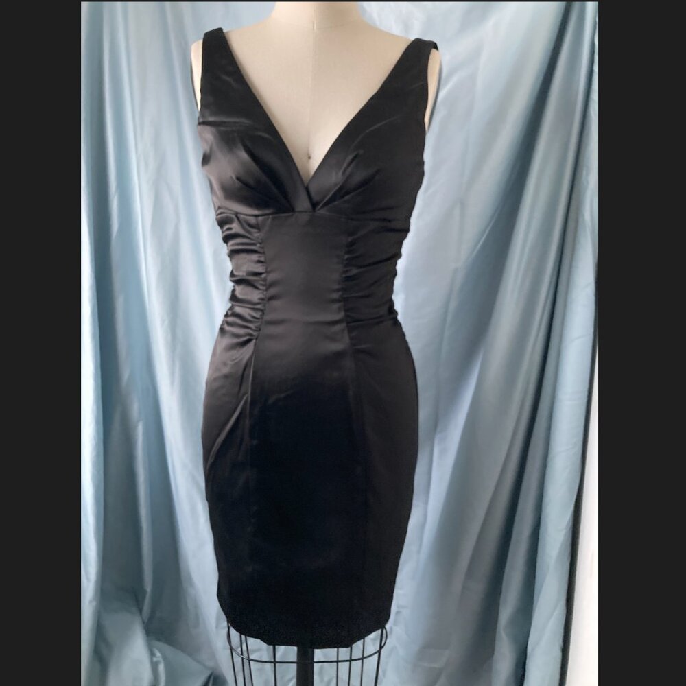 Jump Apparel Black Ruched Satin Cocktail Dress